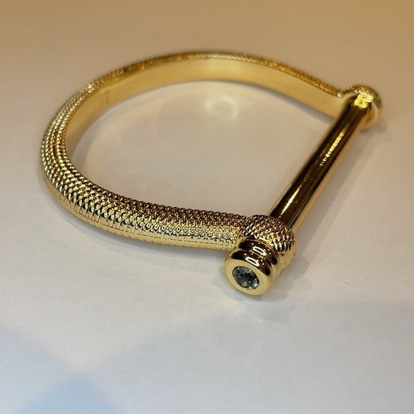 Jessica Elliot Highland Cuff - Picture 7 of 7